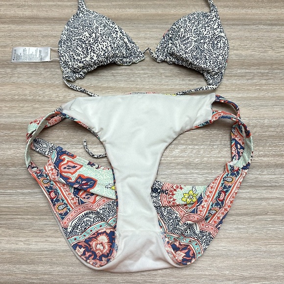 Billabong bikini set size small/medium - Picture 5 of 8
